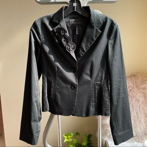 BCBG maxazria suit jacket